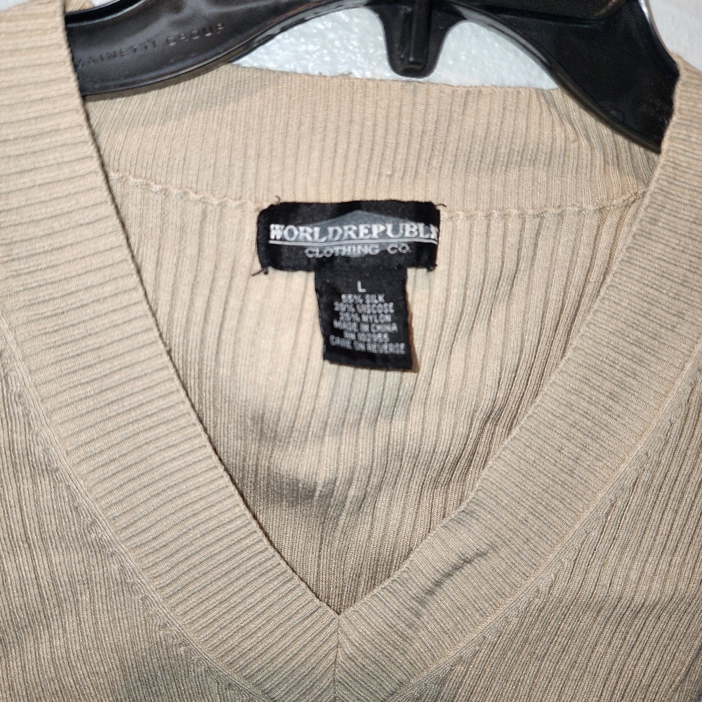 Sweater vest